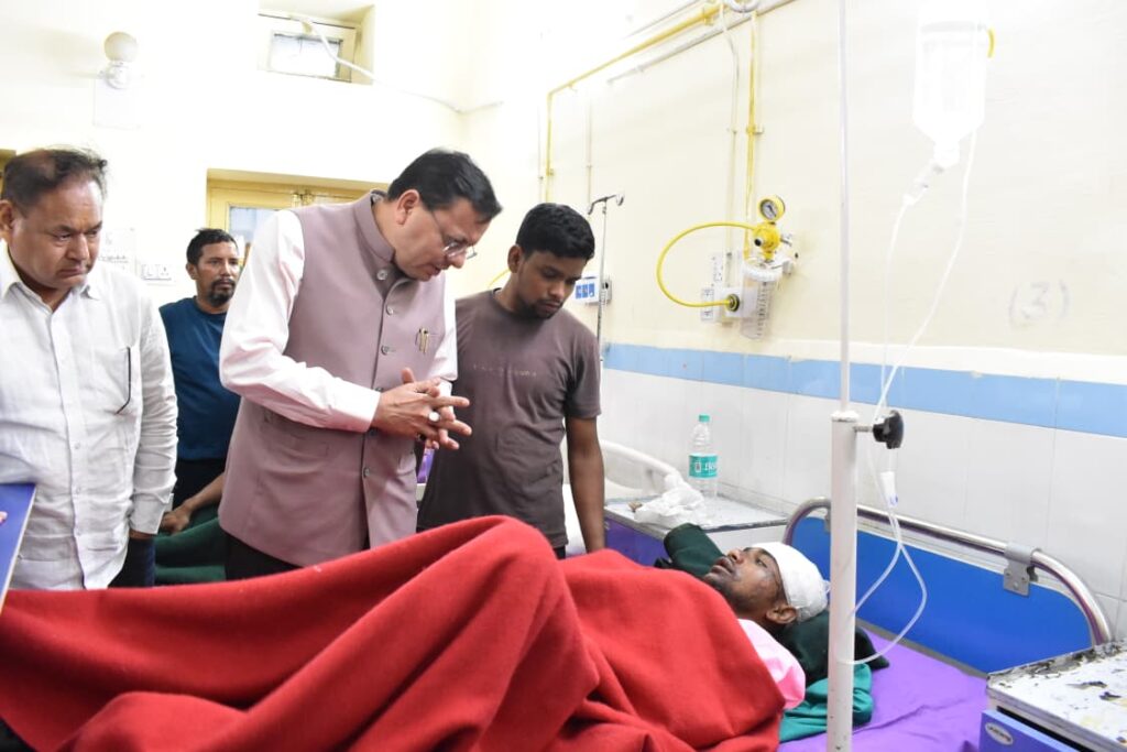 पीपलकोटी टनल हादसा: मुख्यमंत्री धामी ने रेस्क्यू तेज करने के दिए निर्देश, 3