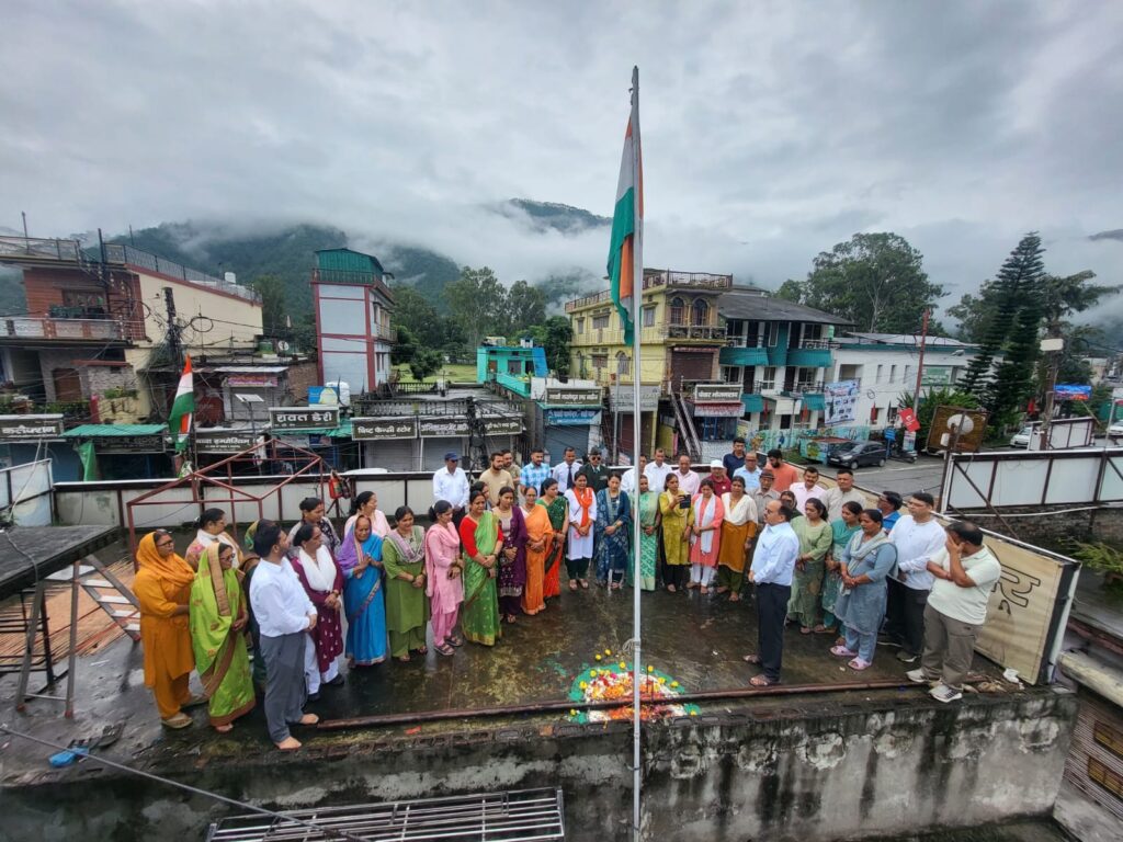 जन कल्याण लोकसेवा समिति गौचर ने हर्षोल्लास से मनाया 80वां स्वतंत्रता दिवस, 1